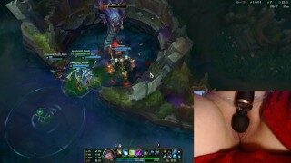 How do I perform playing my main with a vibrator distracting me? League of Legends #8 Luna